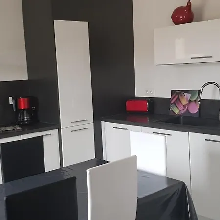 Location Saisonniere 30700 6personnes Uzes
