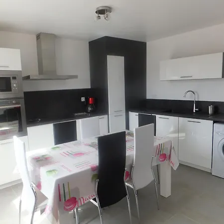 Appartement Location Saisonniere 30700 6personnes Uzès